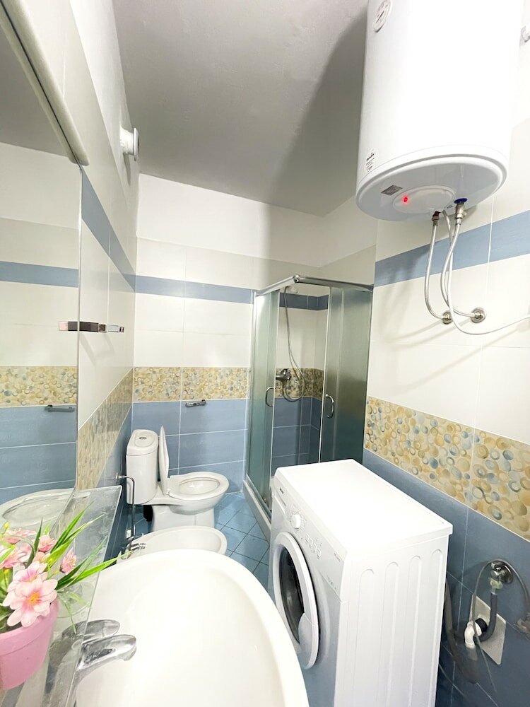 Фото Belle Vue Apartments