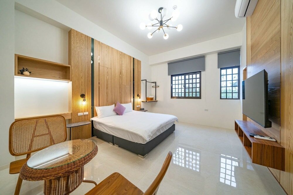 Фото Young Villa