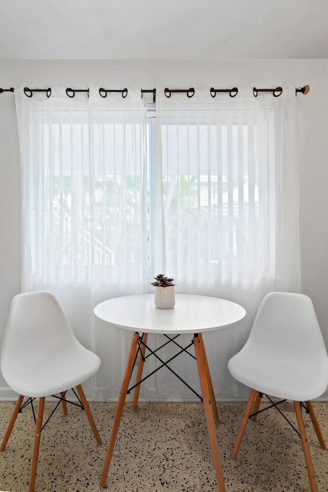 Фото Sunshine Shores Boutique Apartments