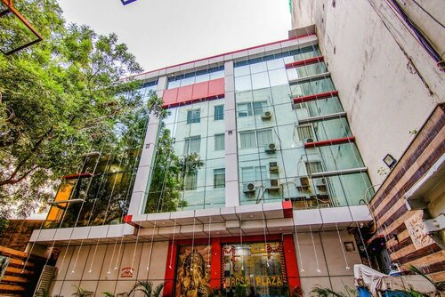 FabHotel Gross Empire