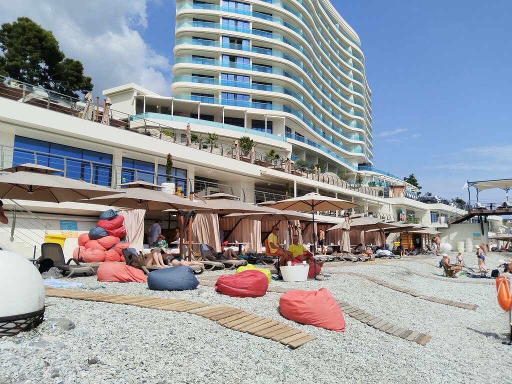 Beach Sky Beach, Yalta, photo