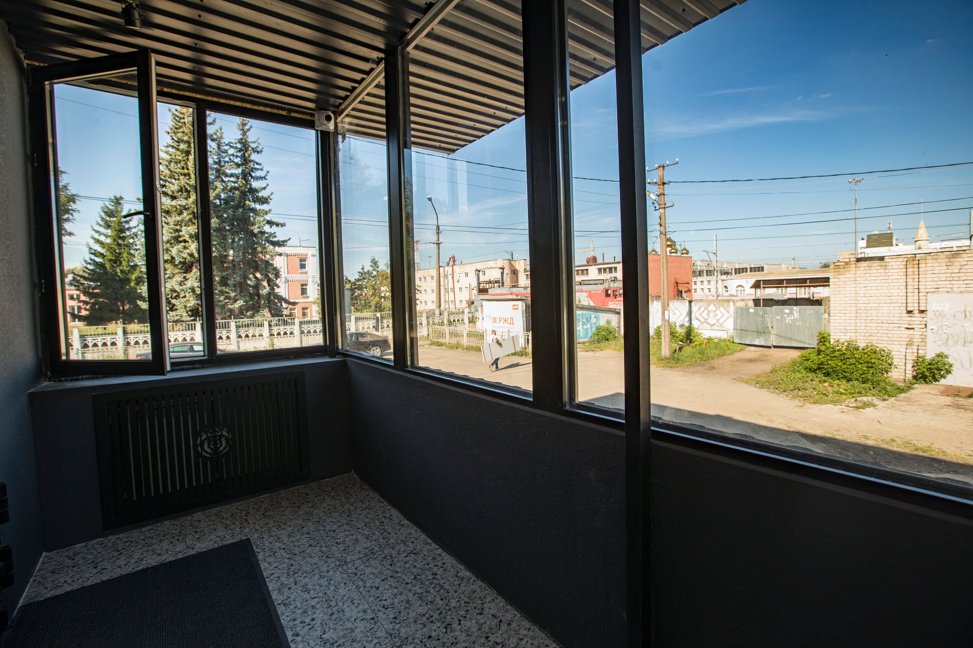 Фото Перрон