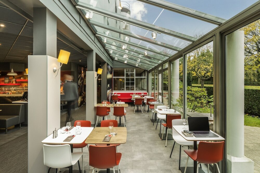 Фото Ibis Paris Meudon Velizy