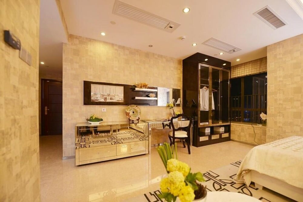 Фото Royal River Apartment