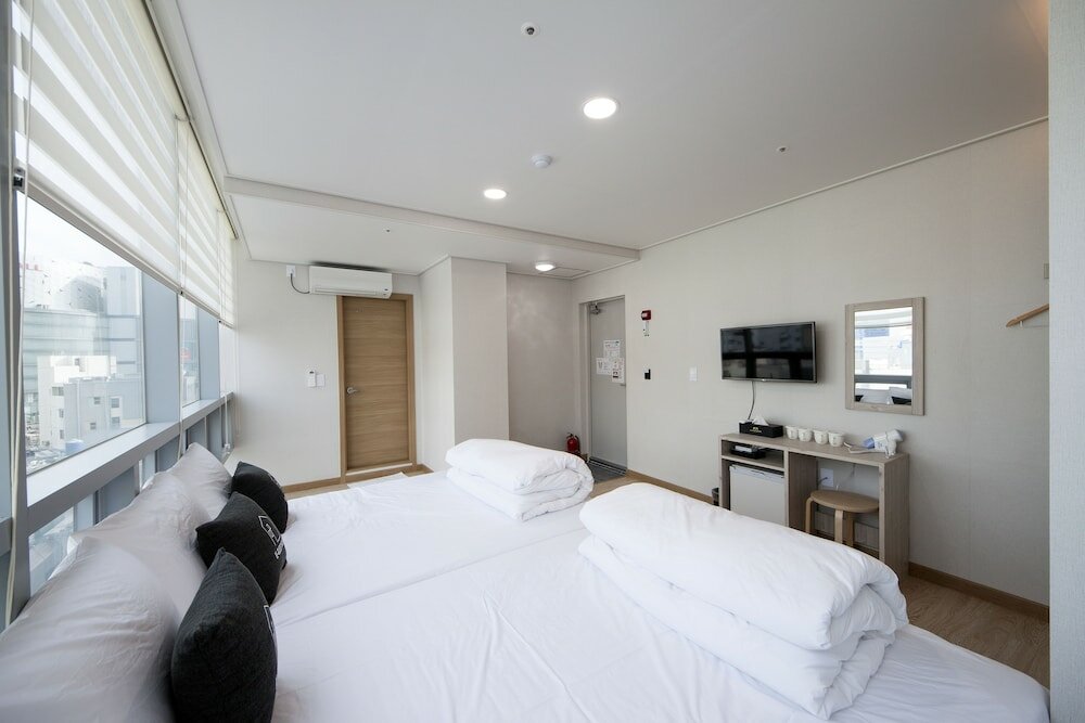 Фото K-Guesthouse Premium Nampo 1