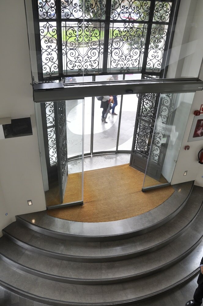 Фото Sercotel Ámister Art Hotel