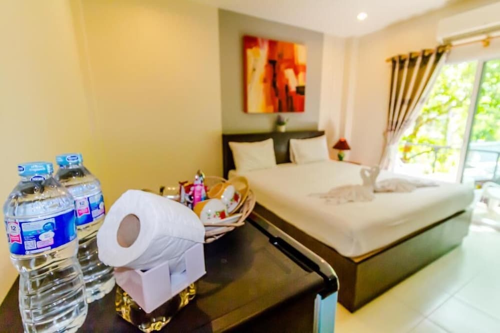 Фото Baan Yuyen Karon Guesthouse