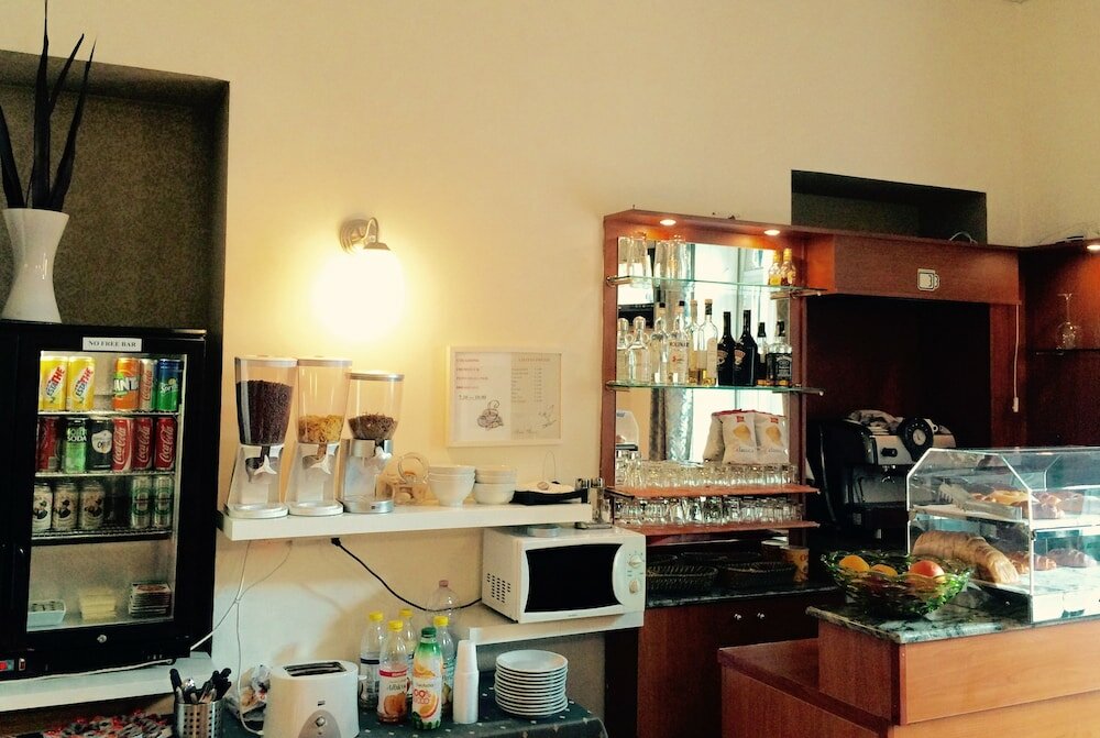 Фото Hotel Atena