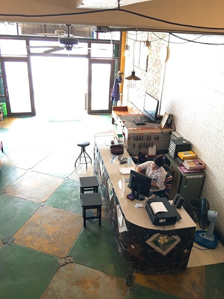 Фото Sri Trang Hotel