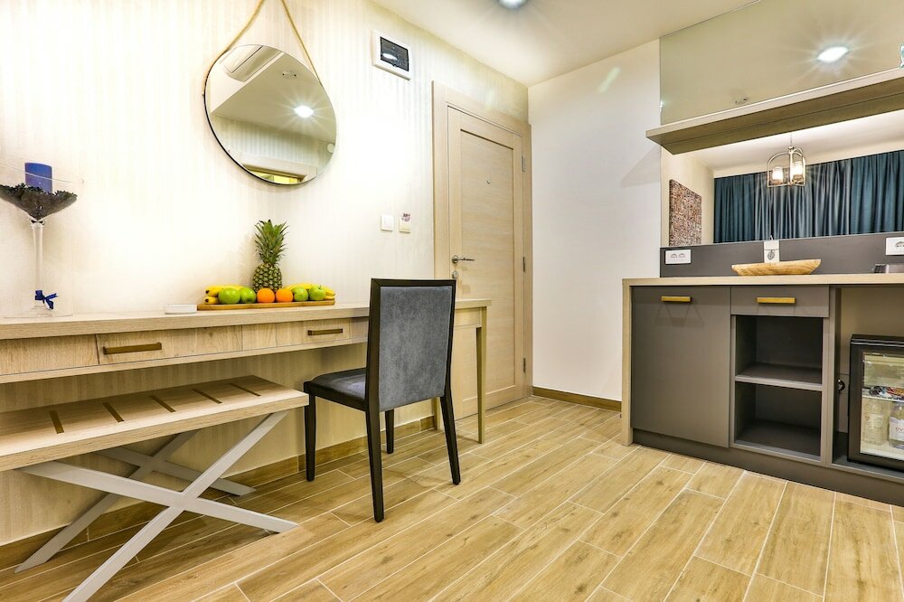 Фото Hotel Harmony by Aycon