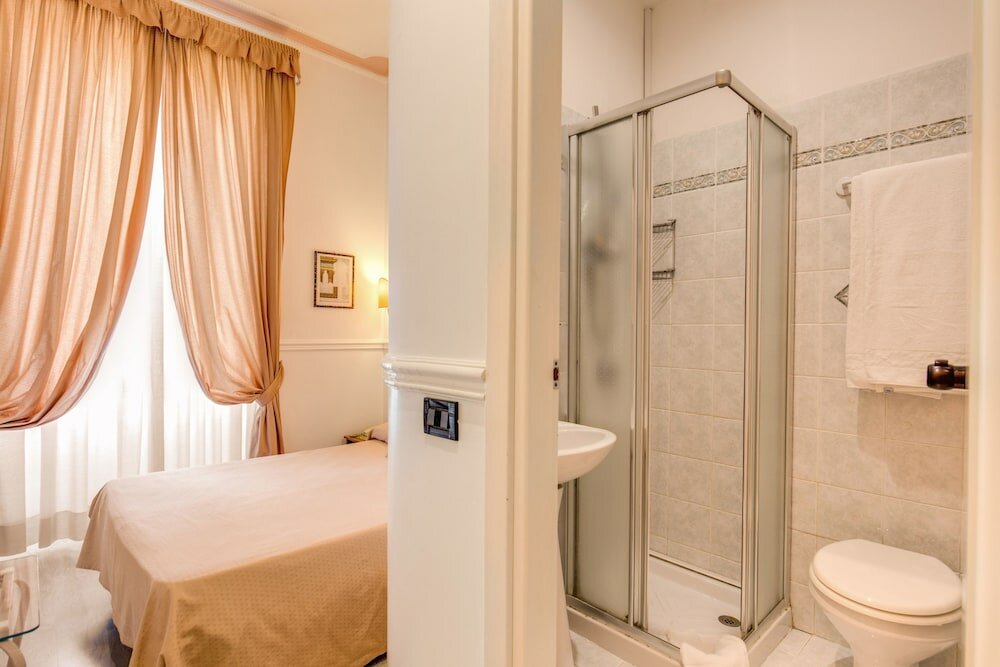 Фото Hotel Martini