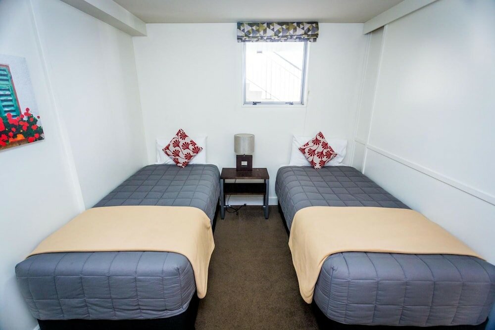 Фото Whistler Holiday Apartments 