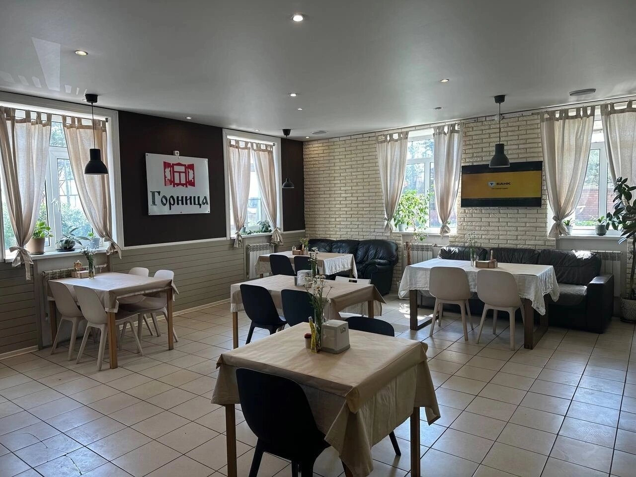 Фото Горница