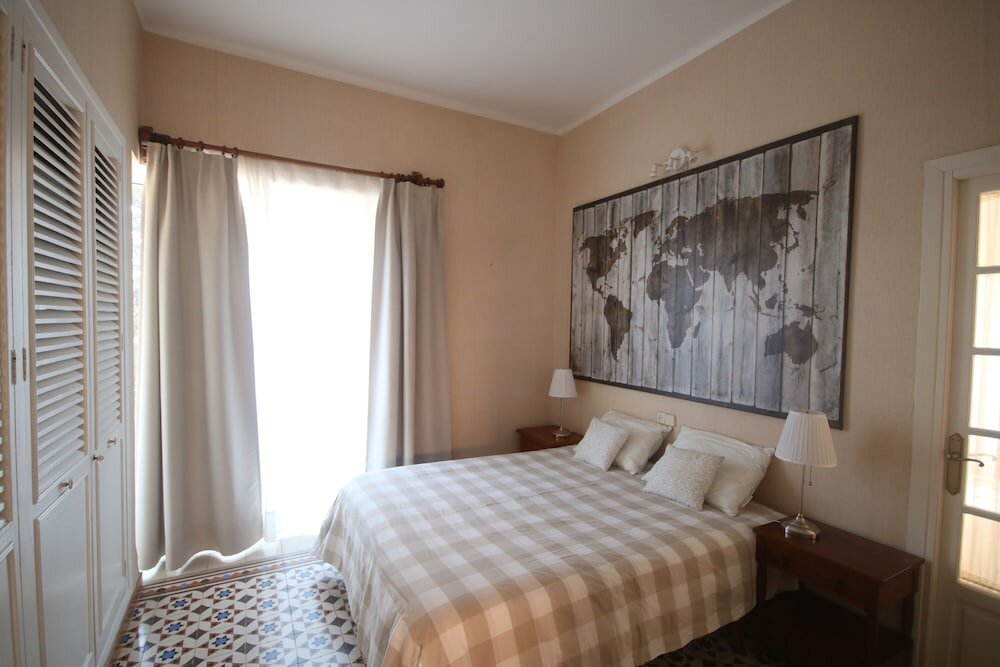 Фото Rent&Dream Villa Malaga Manila