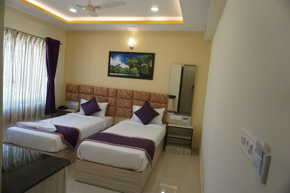 Фото Zenith Hotels Hebbal Bangalore