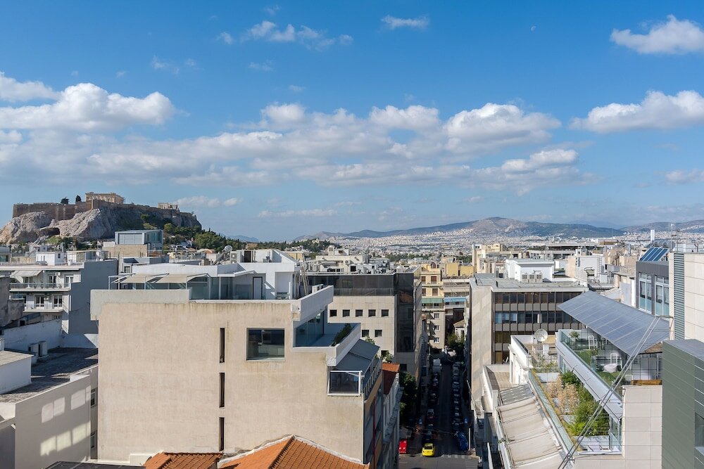 Фото The Athenians Art Apartments