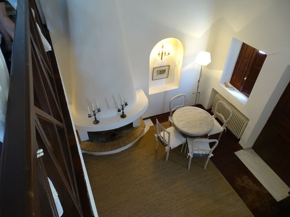 Фото Monolithos Villa