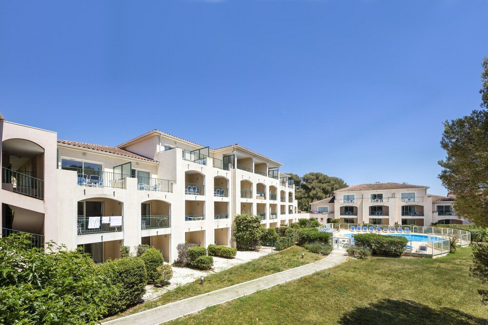 Фото Garden & City Six-Fours-les-Plages