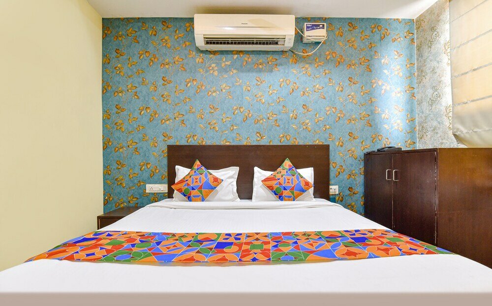 Фото Fabexpress Krishna Pride