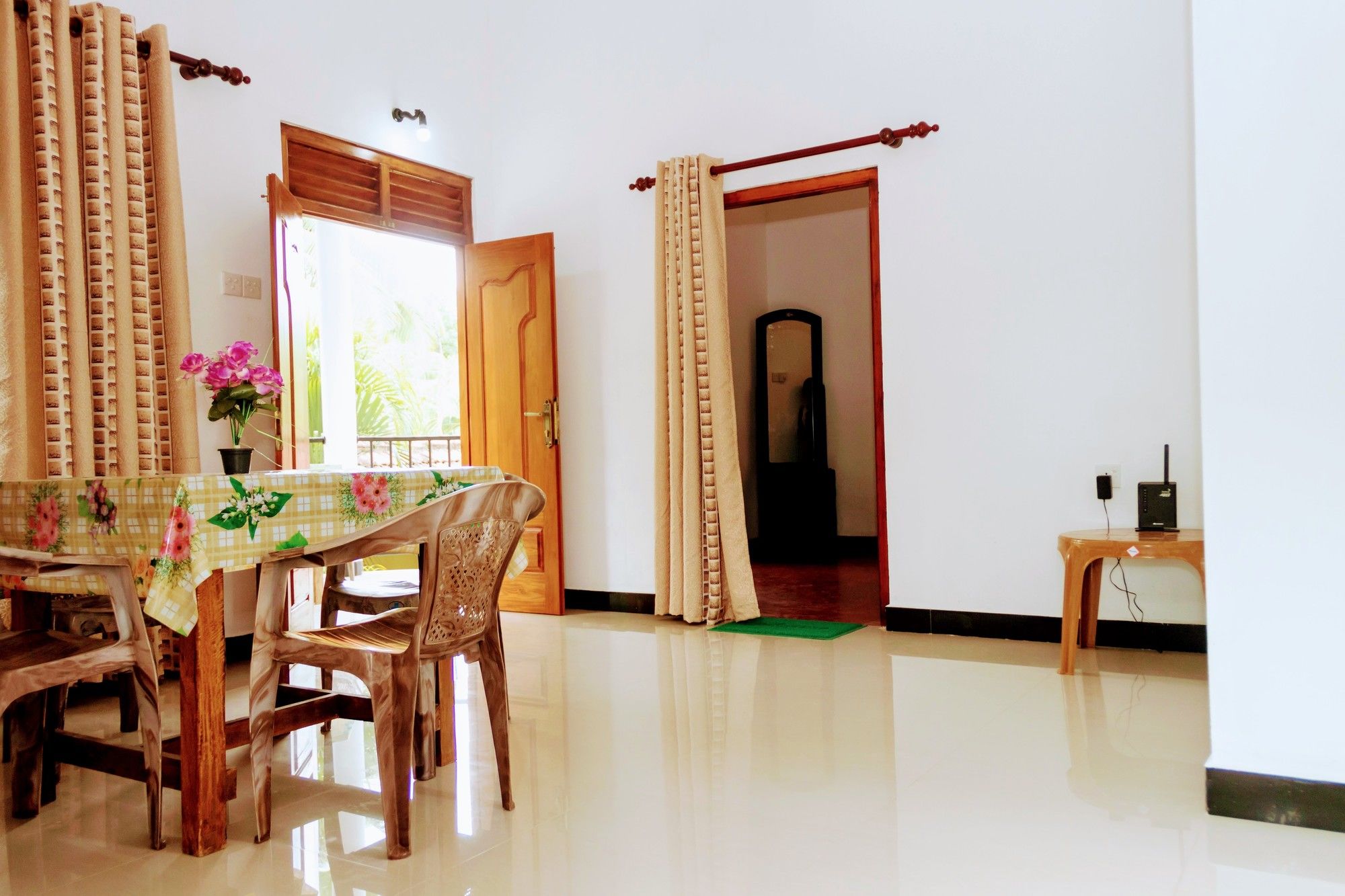 Фото Wayside Guest