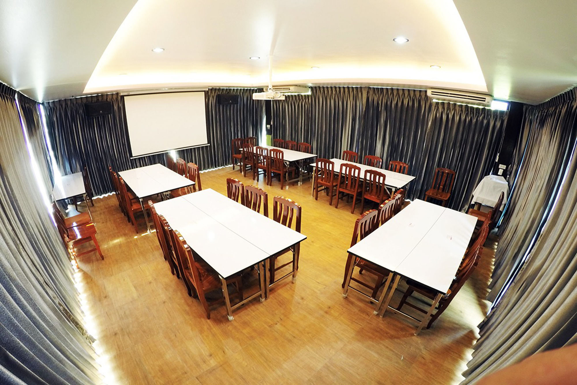 Фото Coconut Resort