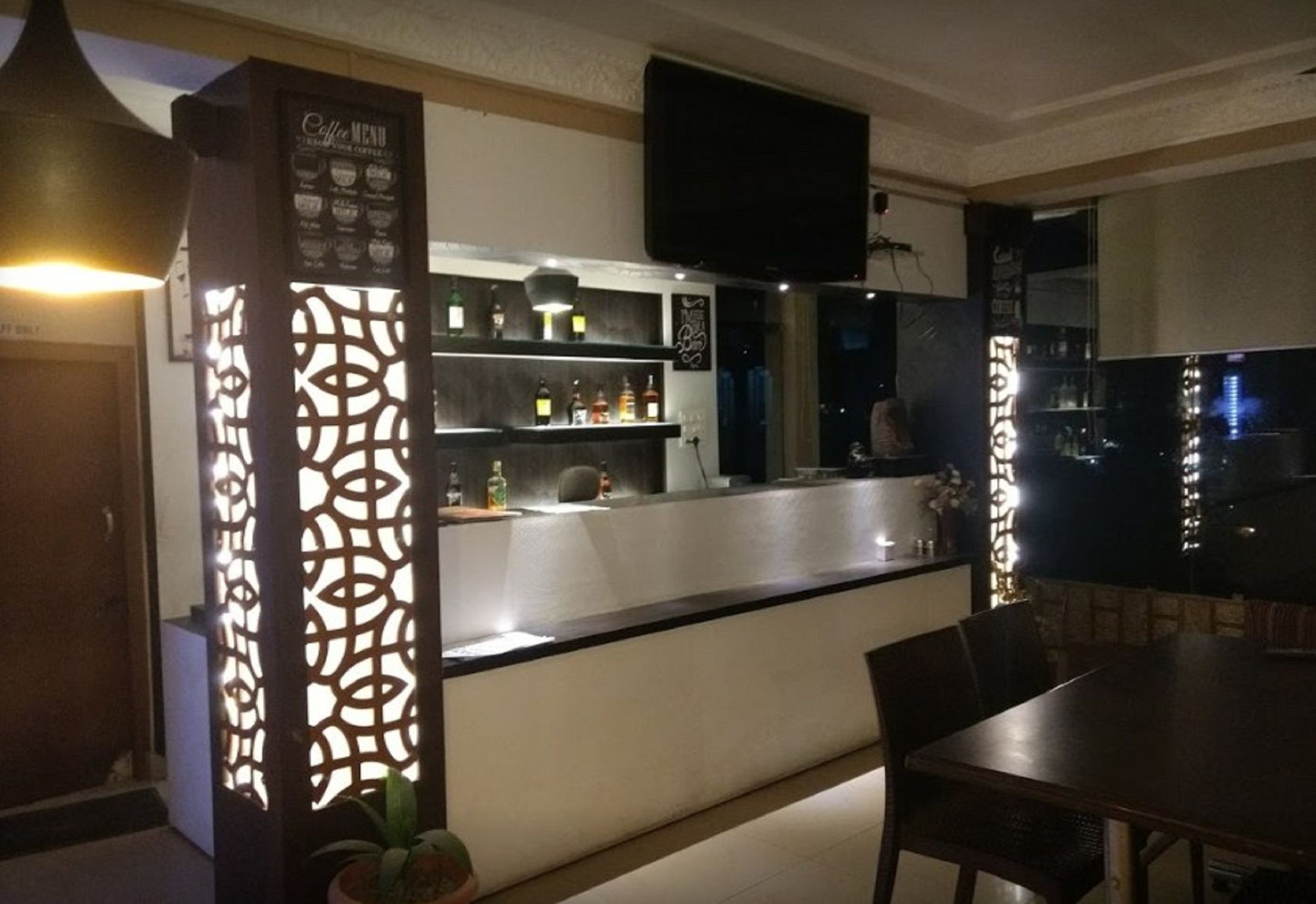 Фото Dharamkot Inn