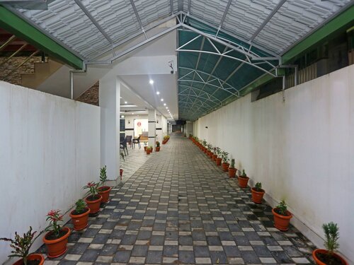 Гостиница Oyo 15206 Hotel Sonar Gaon в Пури