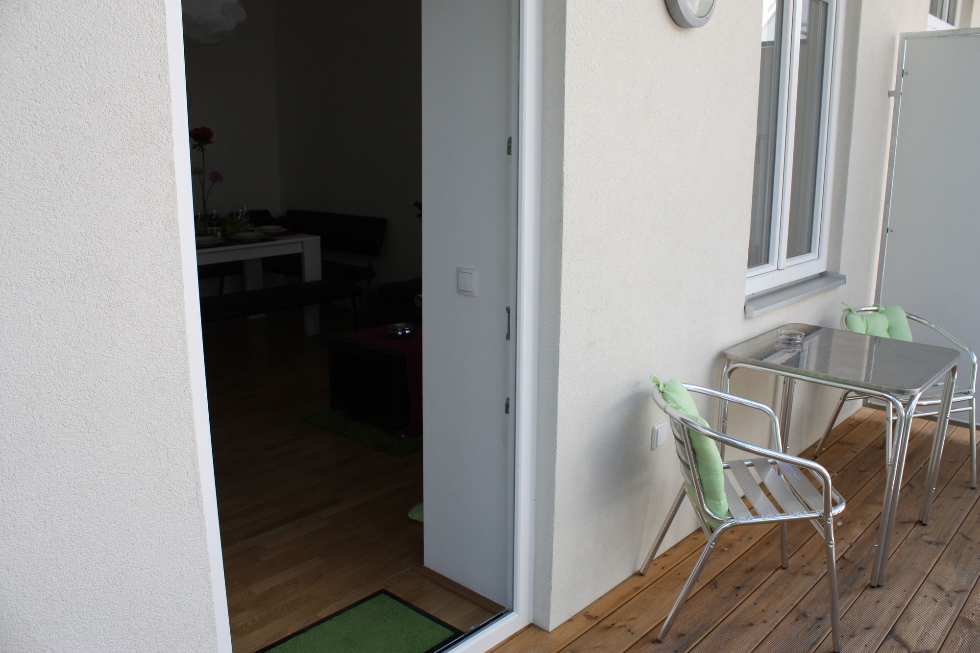 Фото GoVienna Modern Apartment