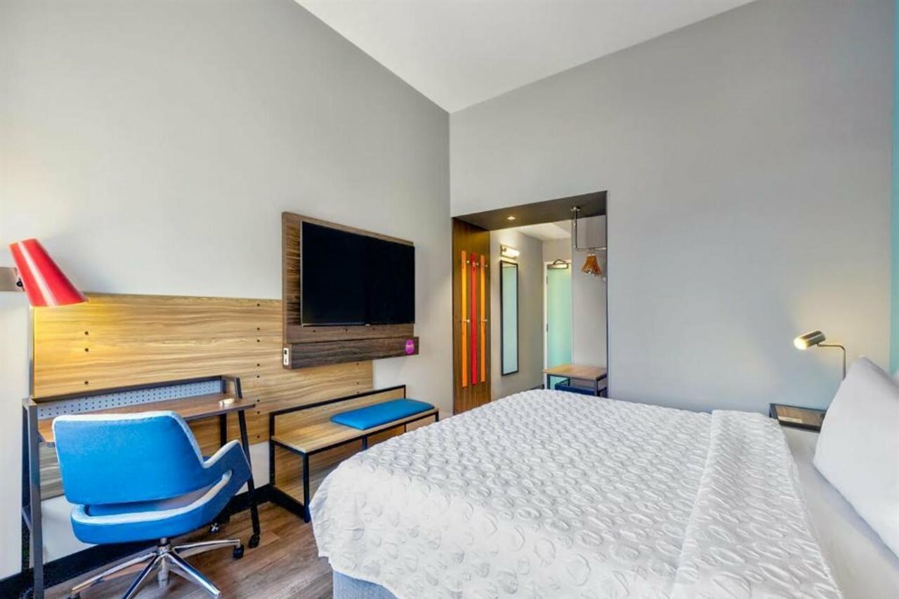 Фото Home2 Suites by Hilton Minneapolis Downtown