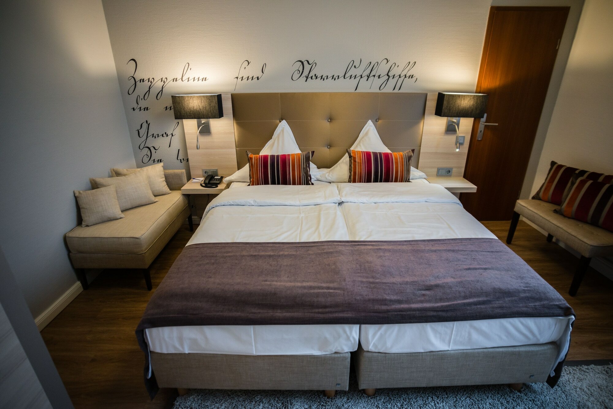 Фото Hotel Zum Zeppelin