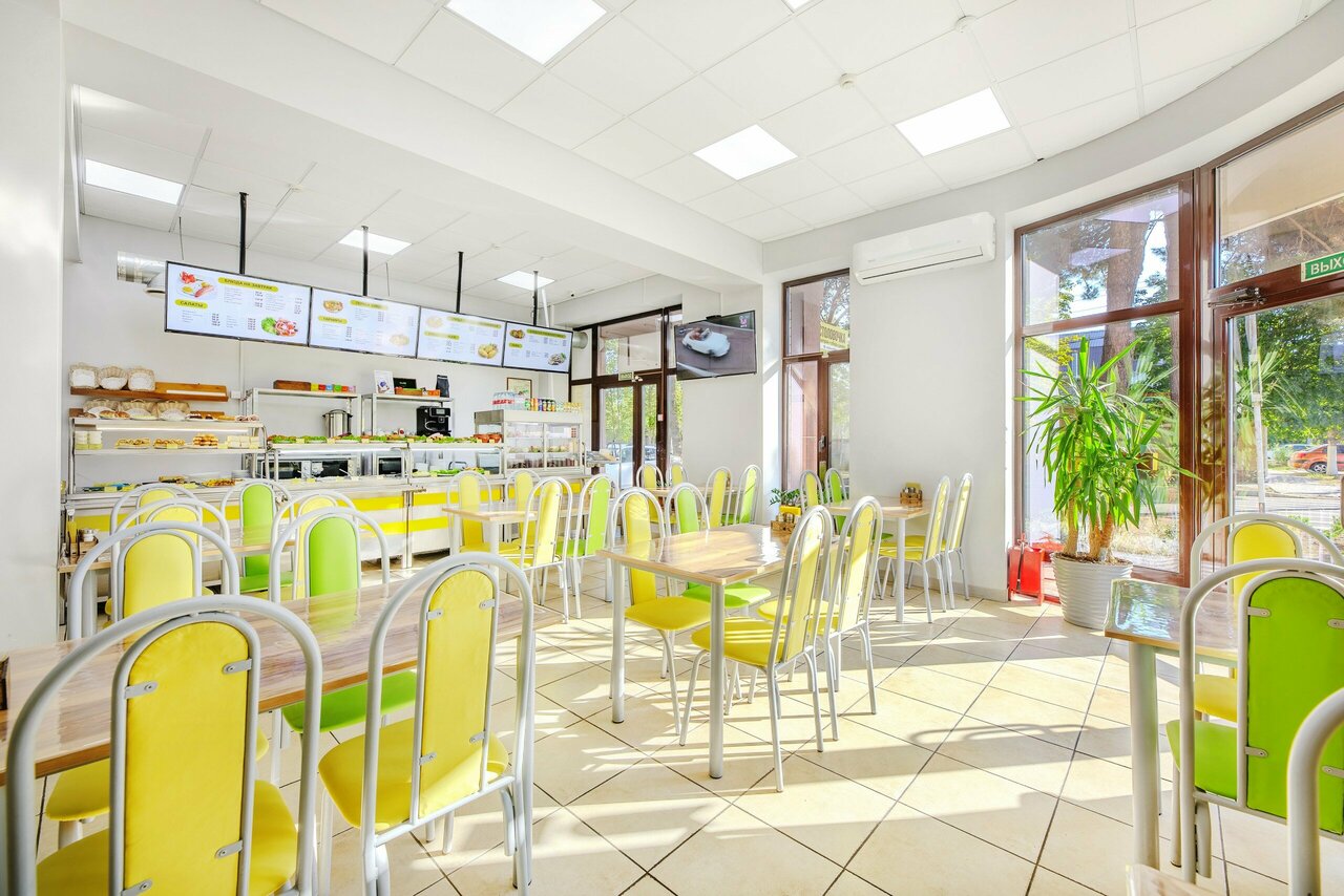 Сколько стоит позавтракать в столовой "Шпинат" в Анапе?