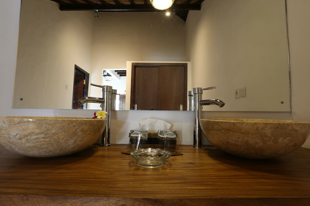 Фото Bali Putra Villa