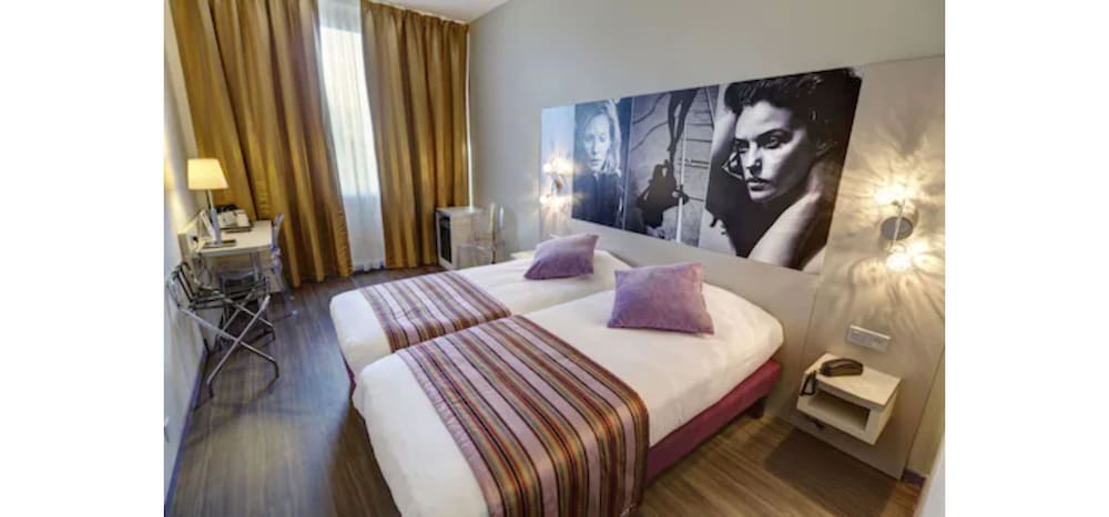 Фото Hôtel Arles Plaza