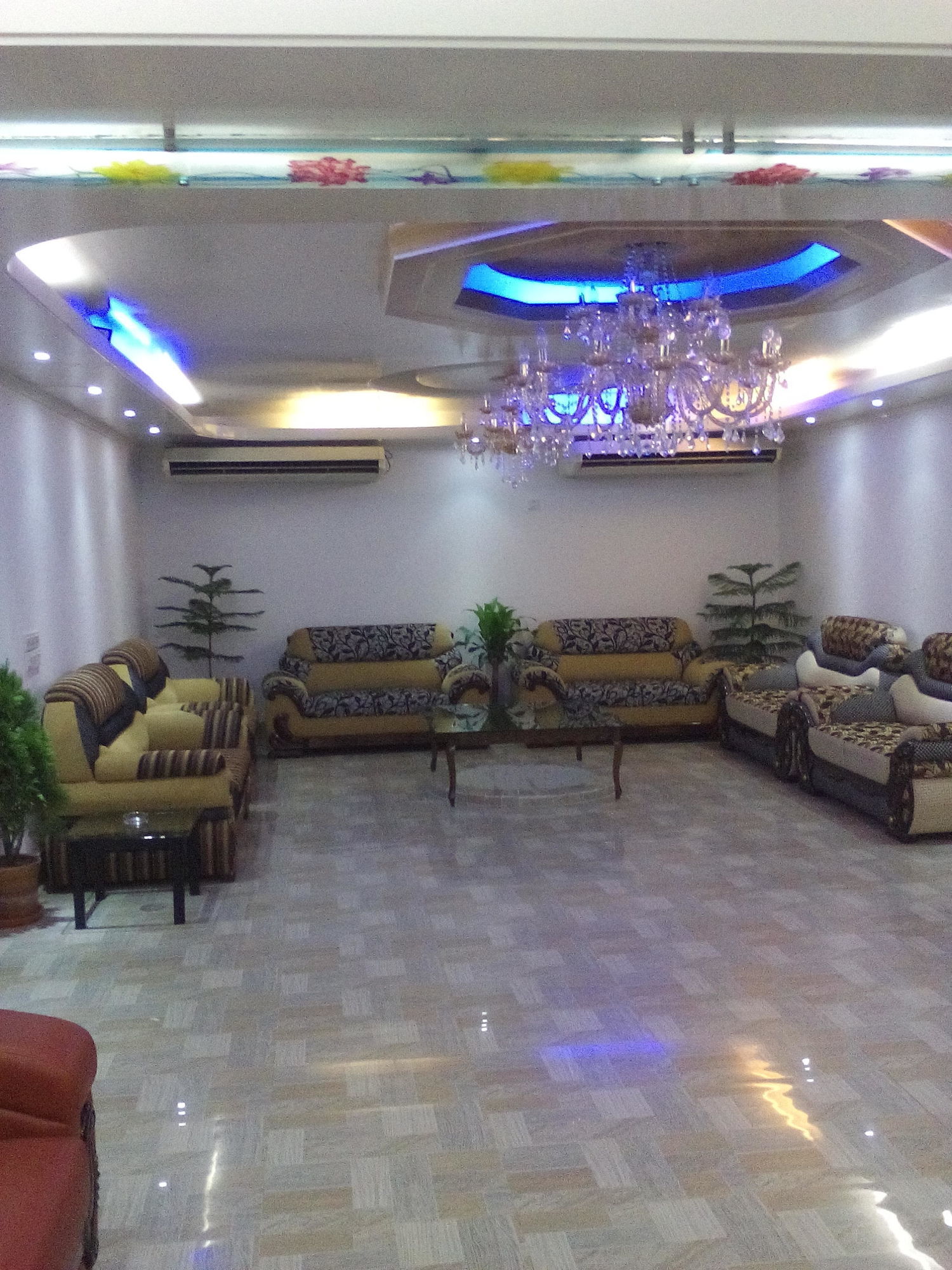 Фото Hotel Lake Breeze