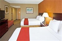 Фото Holiday Inn Express Clearwater East - Icot Center, an Ihg Hotel