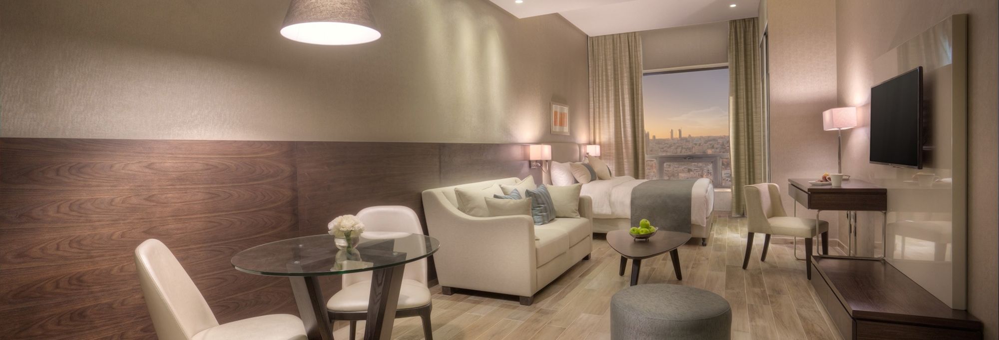 Фото The House Boutique Suites