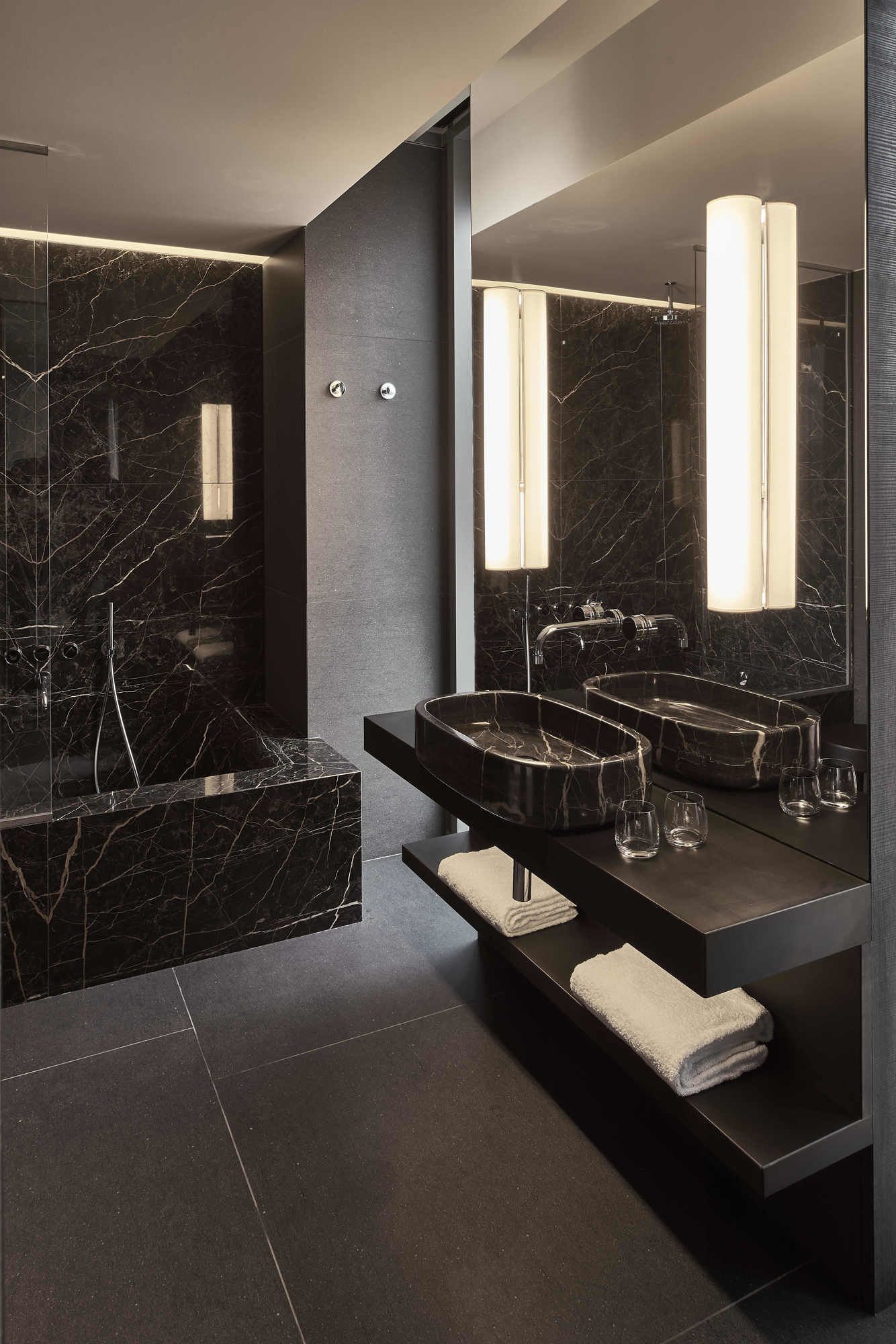 Фото Hotel Viu Milan