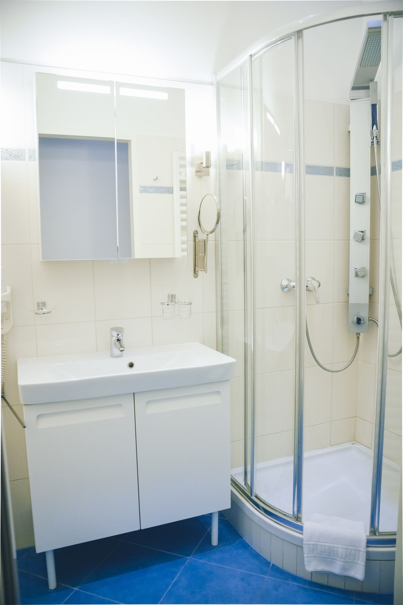 Фото Jl Apartments