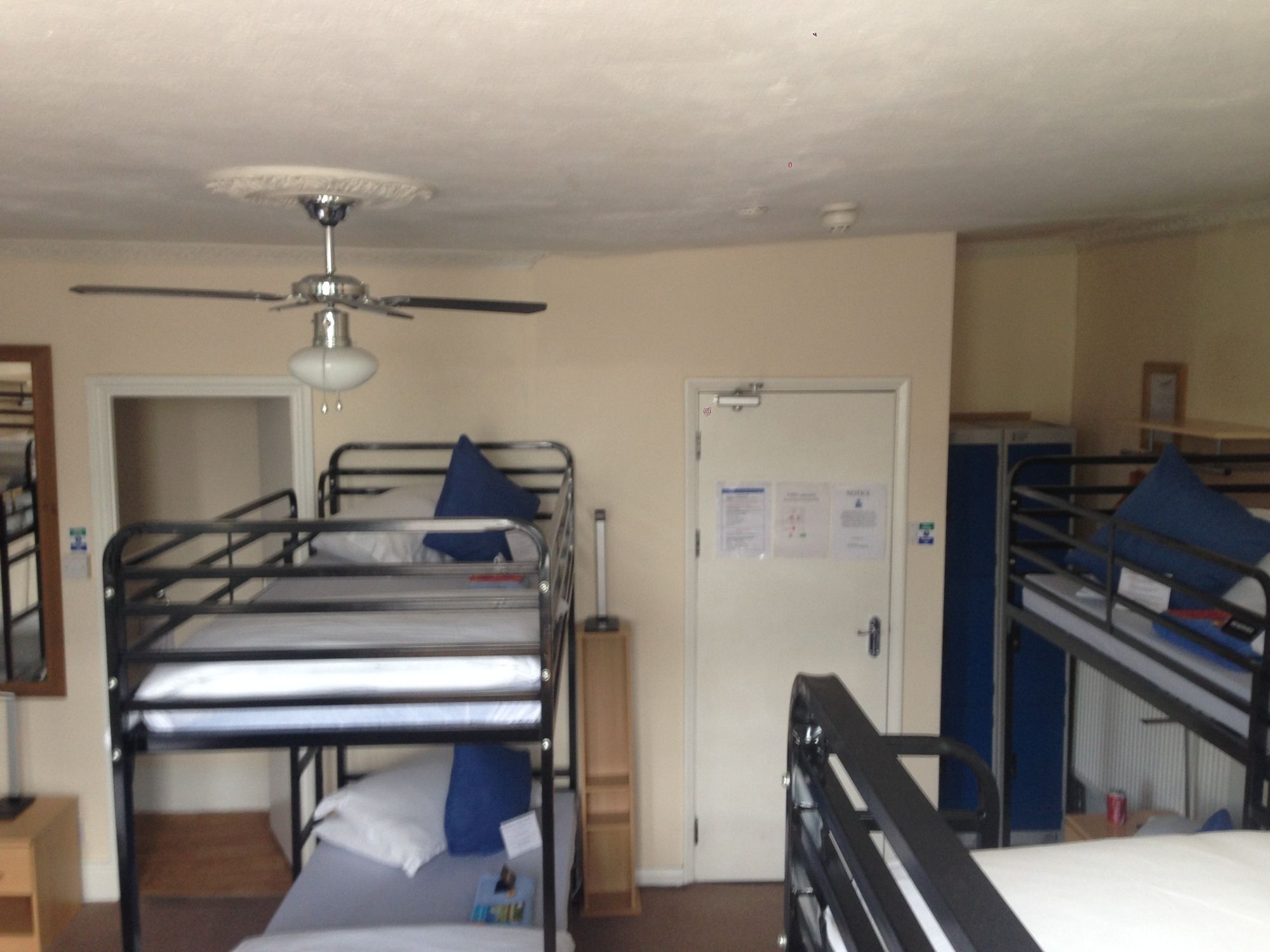 Фото Kipps Brighton Hostel