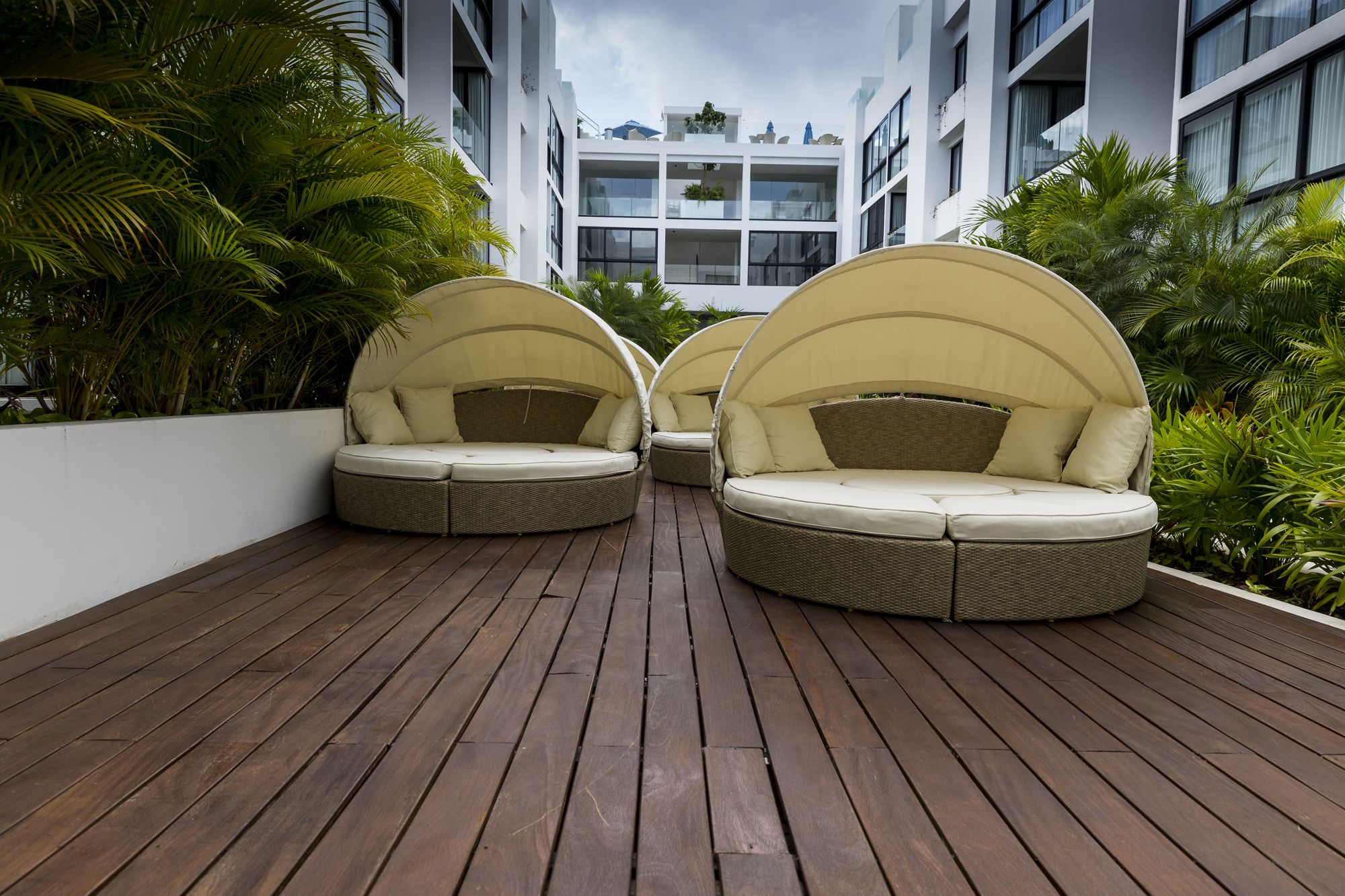 Фото Anah Luxury Condos by Baitna