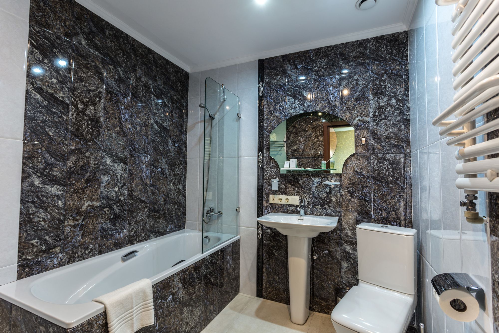 Фото Astoria Tbilisi