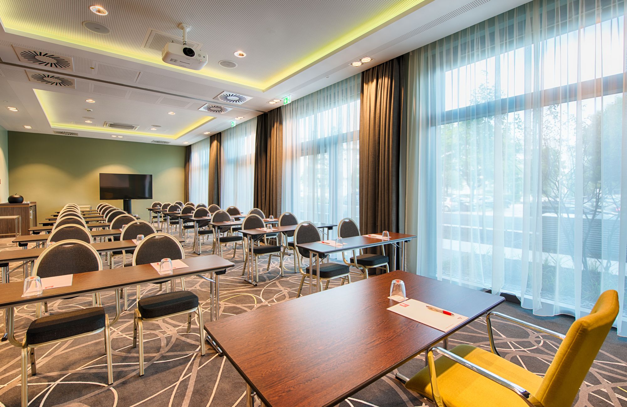 Фото Leonardo Hotel Munich City East