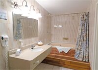 Фото Coastal Inn Dartmouth