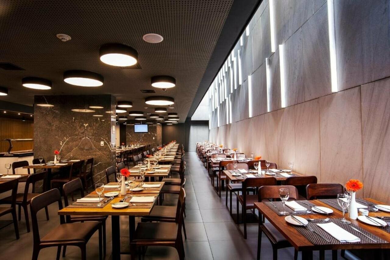 Фото H Niteroi Hotel