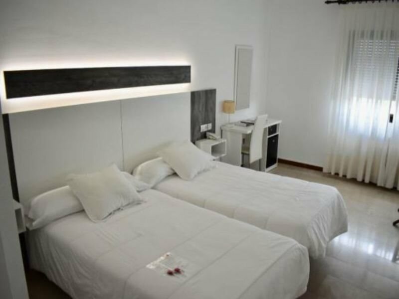 Фото Emperatriz III