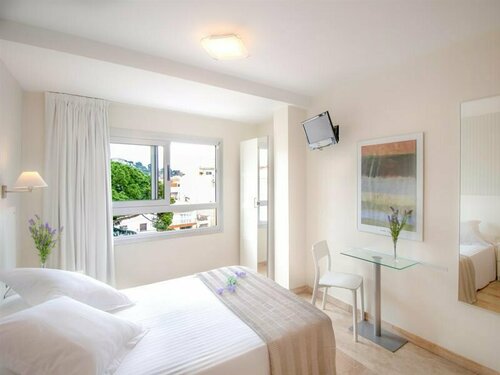 Внешний вид отеля SM Turissa Tossa de Mar в Тосса-де-Маре, фото 5