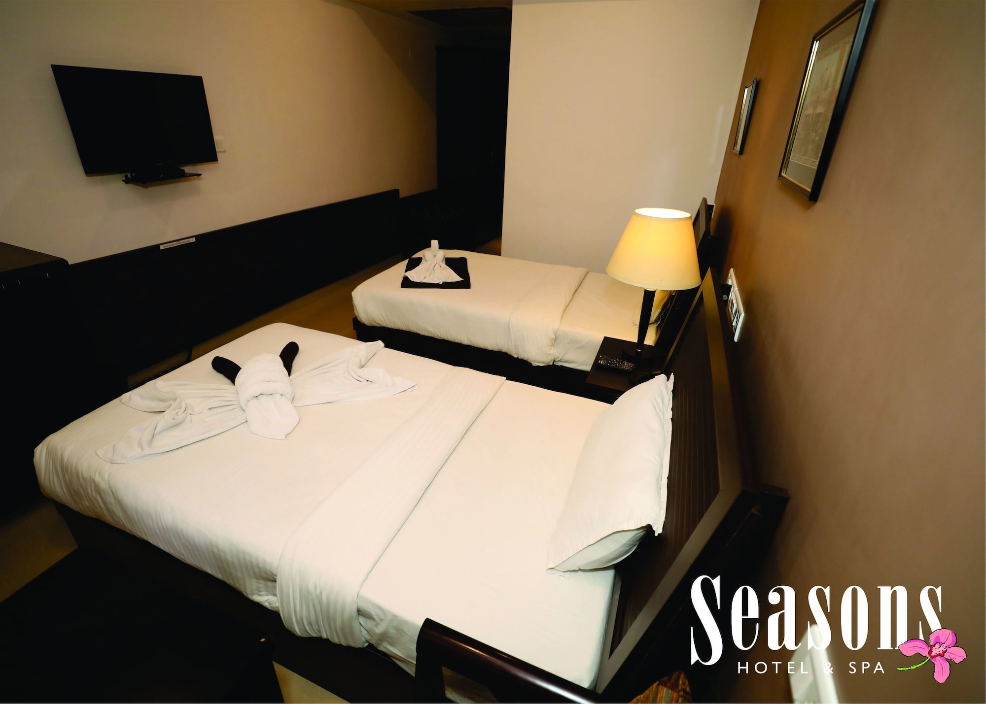 Фото Seasons Hotels & Resorts