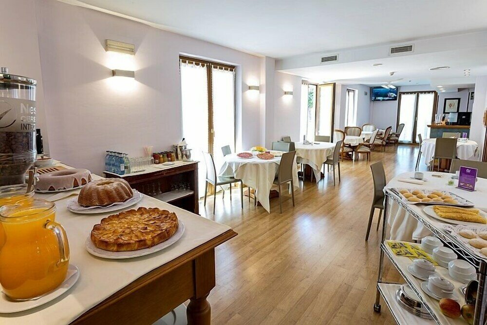 Фото Hotel Alfonso II