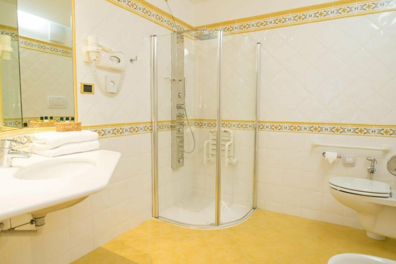 Фото Hotel America