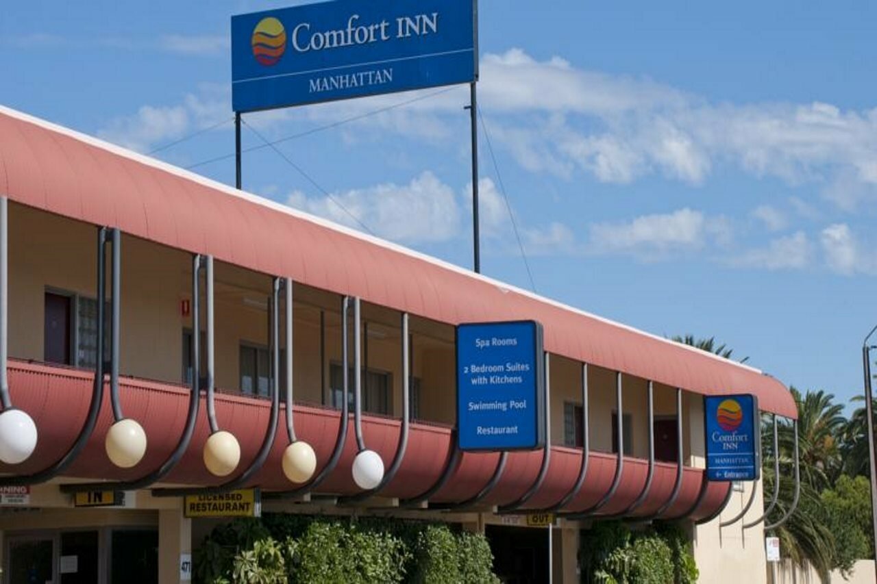 Фото Comfort Inn and Suites Manhattan